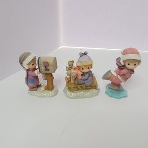 Precious Moments Winter Wonderland 3 Mini Figurines